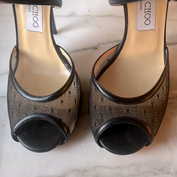 Jimmy Choo black lace booties / heels - Picture 4 of 7